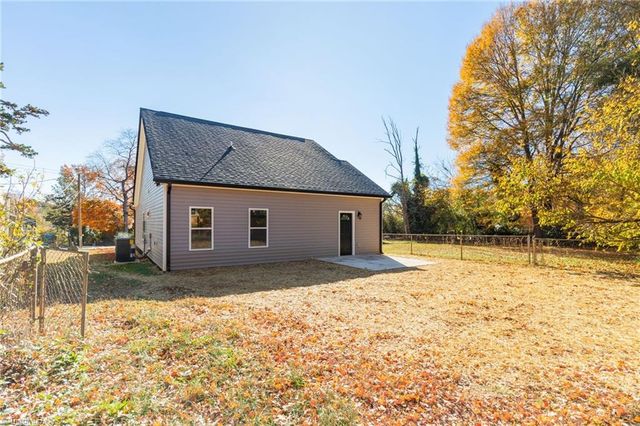 2002 Kersey Street, Greensboro, NC 27406