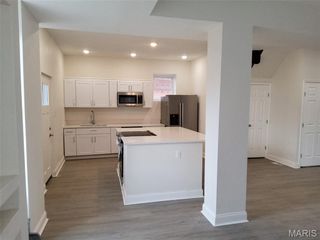 5922 Clemens Avenue, St Louis, MO 63112