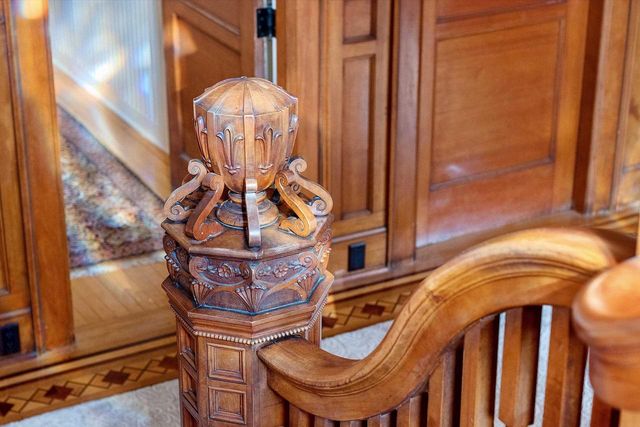 902 S MADISON STREET, Green Bay, WI 54301