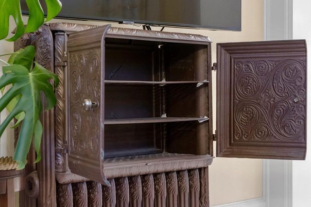 902 S MADISON STREET, Green Bay, WI 54301