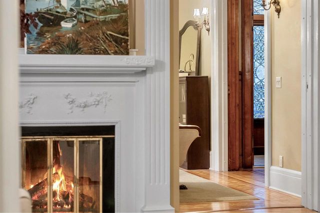 902 S MADISON STREET, Green Bay, WI 54301