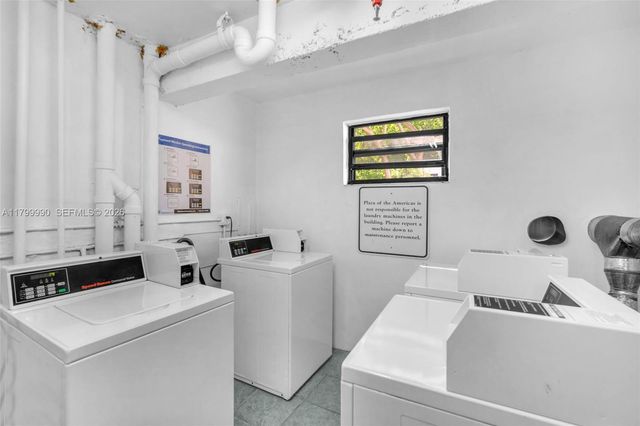 17021 N Bay Road 105, Sunny Isles Beach, FL 33160