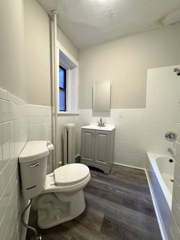 8 Langmaid Ave 2, Rowley, MA 02145