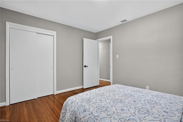 516 Caren Dr, Virginia Beach, VA 23452