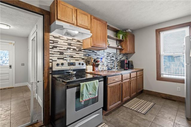 409 S Connor Street, Odessa, MO 64076