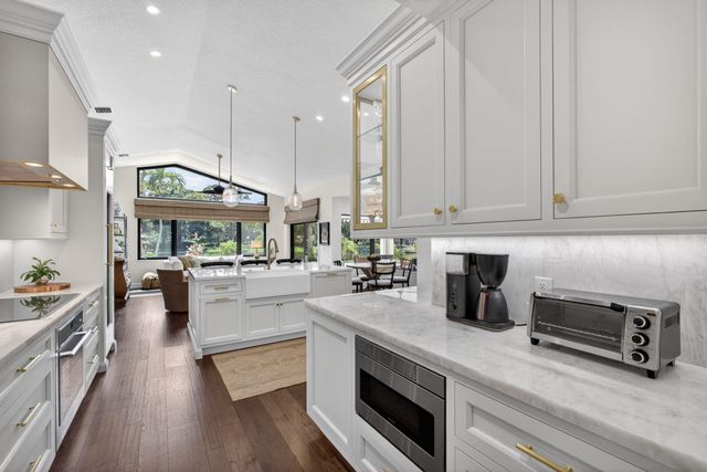 134 Gothic Circle, Jupiter, FL 33458