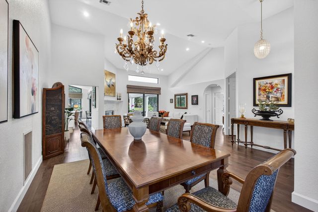 134 Gothic Circle, Jupiter, FL 33458