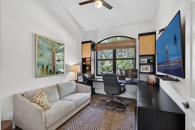 134 Gothic Circle, Jupiter, FL 33458