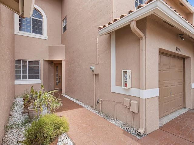8596 Jade Drive, Tamarac, FL 33321