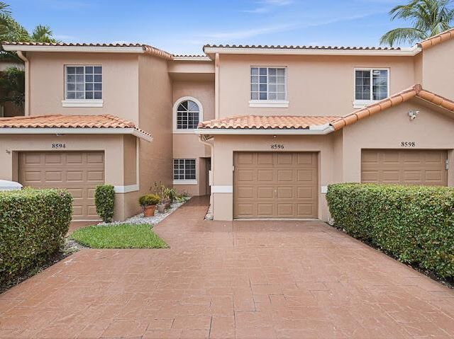 8596 Jade Drive, Tamarac, FL 33321