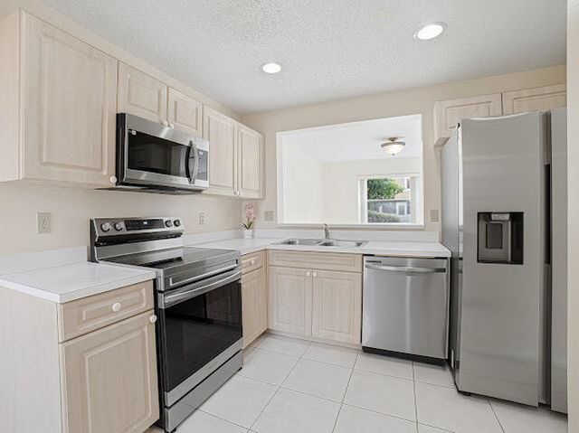 8596 Jade Drive, Tamarac, FL 33321