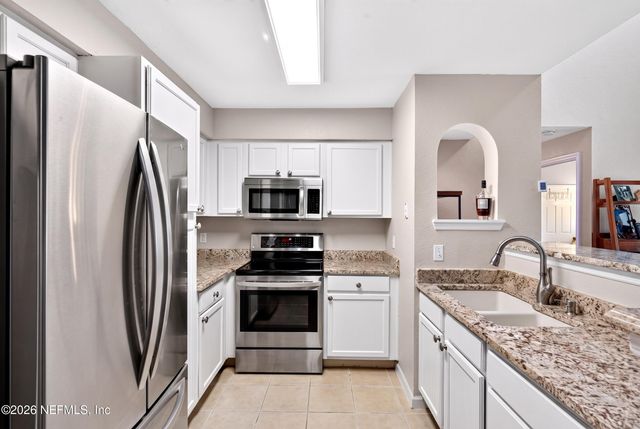 8550 TOUCHTON Road 2222, Jacksonville, FL 32216