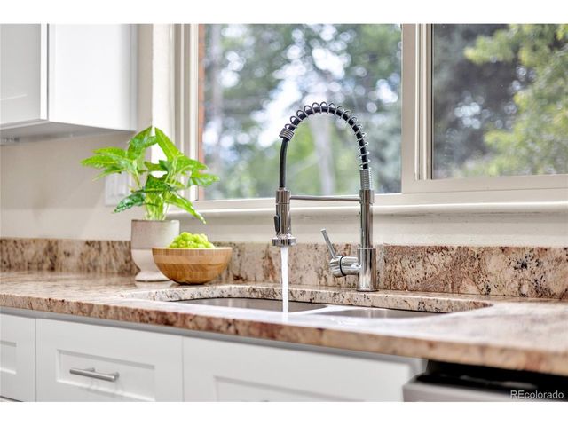 1977 S Newton, Lakewood, CO 80219