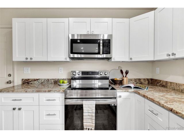 1977 S Newton, Lakewood, CO 80219