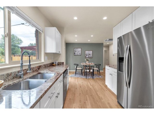 1977 S Newton, Lakewood, CO 80219