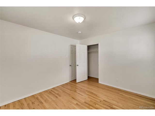 1977 S Newton, Lakewood, CO 80219