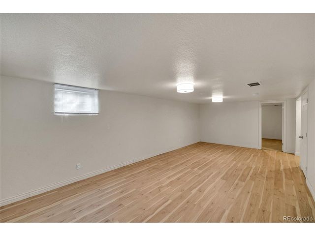 1977 S Newton, Lakewood, CO 80219