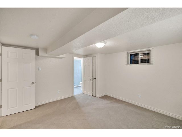 1977 S Newton, Lakewood, CO 80219