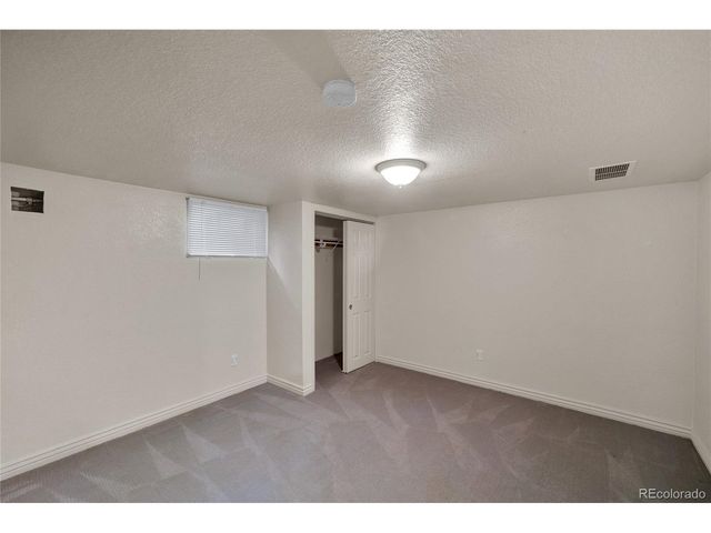 1977 S Newton, Lakewood, CO 80219