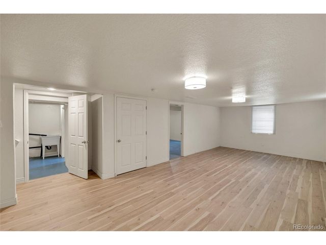 1977 S Newton, Lakewood, CO 80219