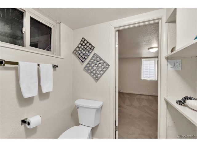 1977 S Newton, Lakewood, CO 80219