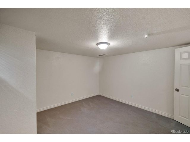 1977 S Newton, Lakewood, CO 80219