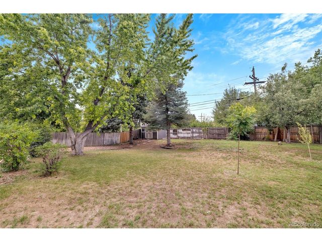 1977 S Newton, Lakewood, CO 80219