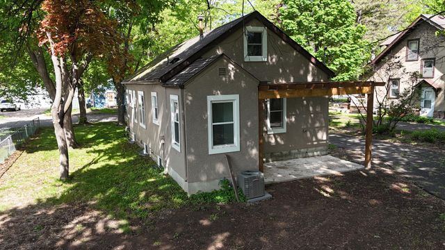 4158 Zane Avenue N, Robbinsdale, MN 55422