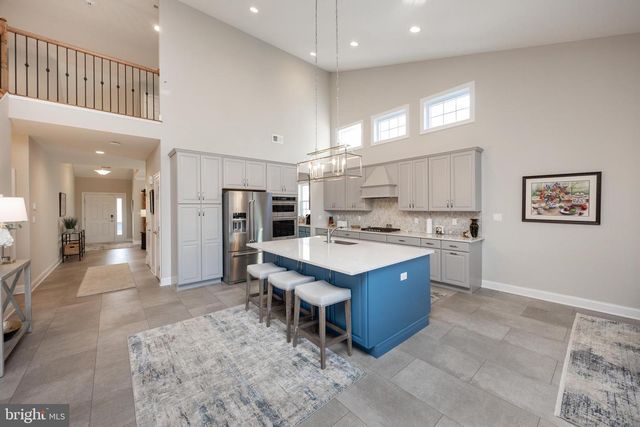 402 NATIONAL DR, Downingtown, PA 19335