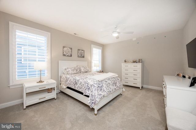 402 NATIONAL DR, Downingtown, PA 19335