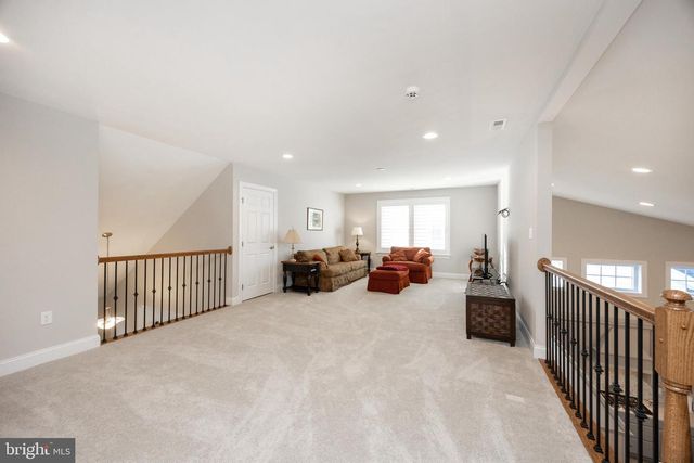 402 NATIONAL DR, Downingtown, PA 19335