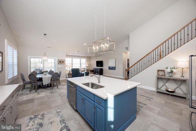 402 NATIONAL DR, Downingtown, PA 19335