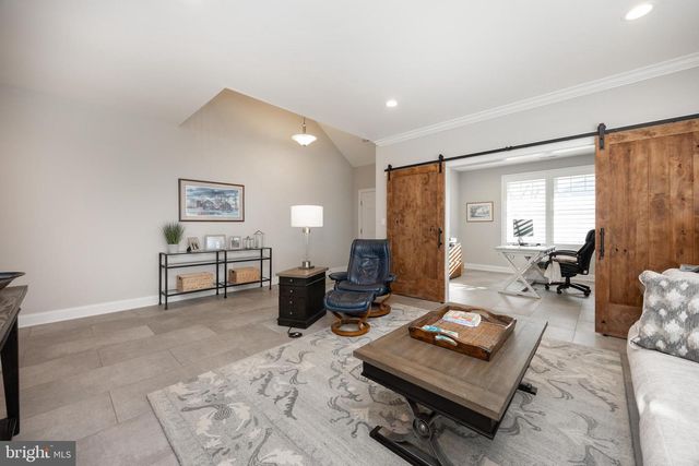 402 NATIONAL DR, Downingtown, PA 19335