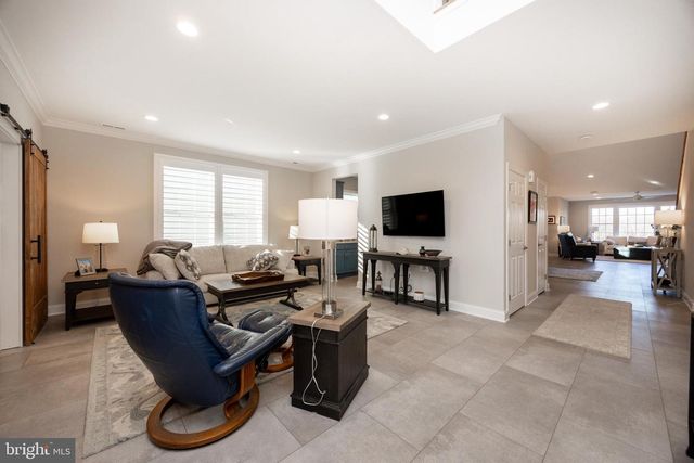 402 NATIONAL DR, Downingtown, PA 19335