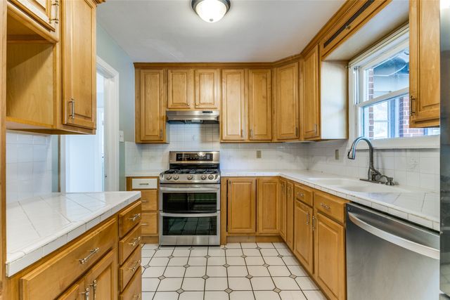 10527 Solta Drive, Dallas, TX 75218