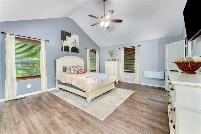 856 NW 1901 Road, Lone Jack, MO 64070