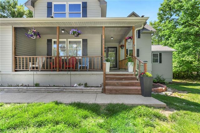 856 NW 1901 Road, Lone Jack, MO 64070