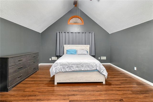 856 NW 1901 Road, Lone Jack, MO 64070