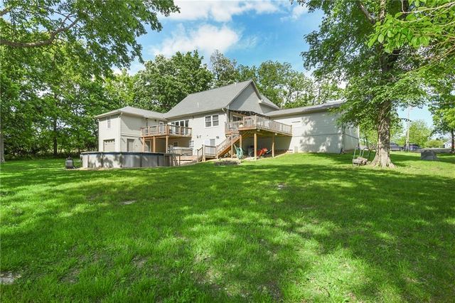 856 NW 1901 Road, Lone Jack, MO 64070