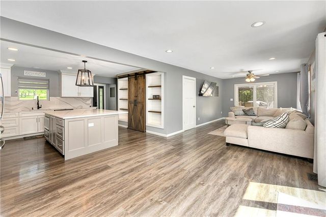 856 NW 1901 Road, Lone Jack, MO 64070