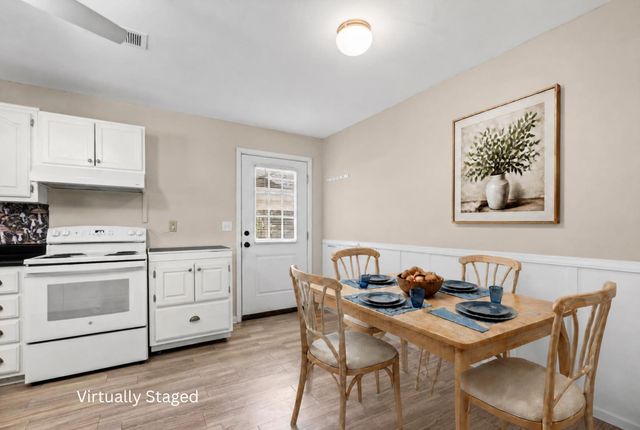 271 E WOODLAWN AVE, Brighton, TN 38011
