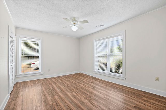 271 E WOODLAWN AVE, Brighton, TN 38011