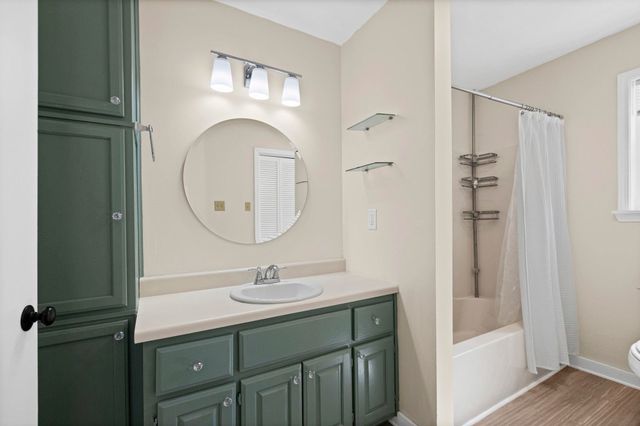 271 E WOODLAWN AVE, Brighton, TN 38011
