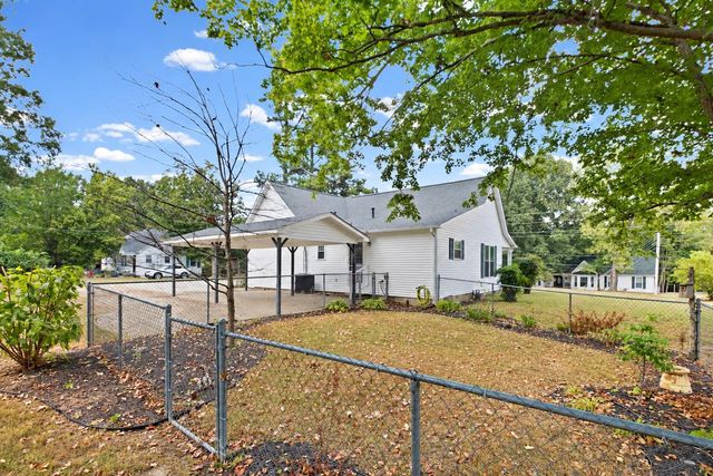 271 E WOODLAWN AVE, Brighton, TN 38011