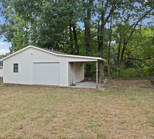 271 E WOODLAWN AVE, Brighton, TN 38011