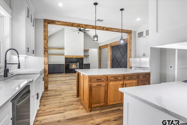 14848 Woodland Creek Dr., Tyler, TX 75706