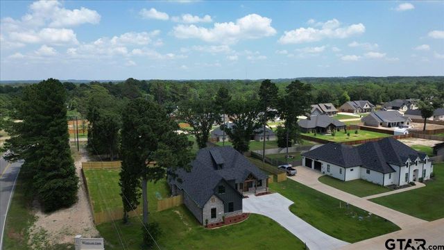 14848 Woodland Creek Dr., Tyler, TX 75706