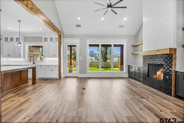 14848 Woodland Creek Dr., Tyler, TX 75706