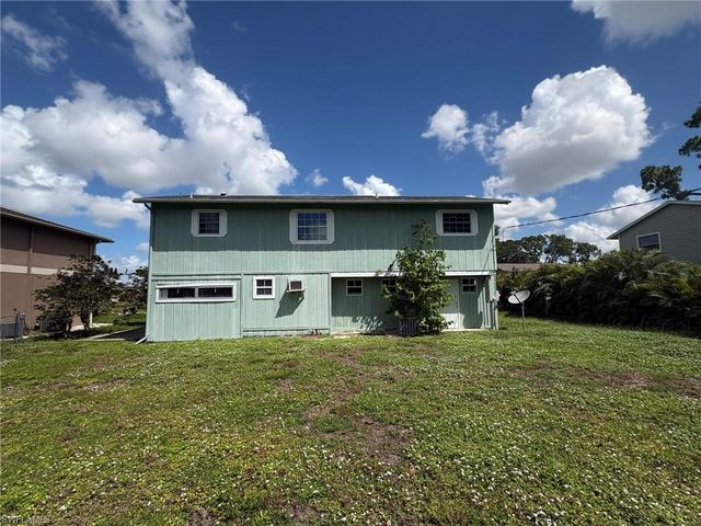 8168 Albatross RD, Fort Myers, FL 33967