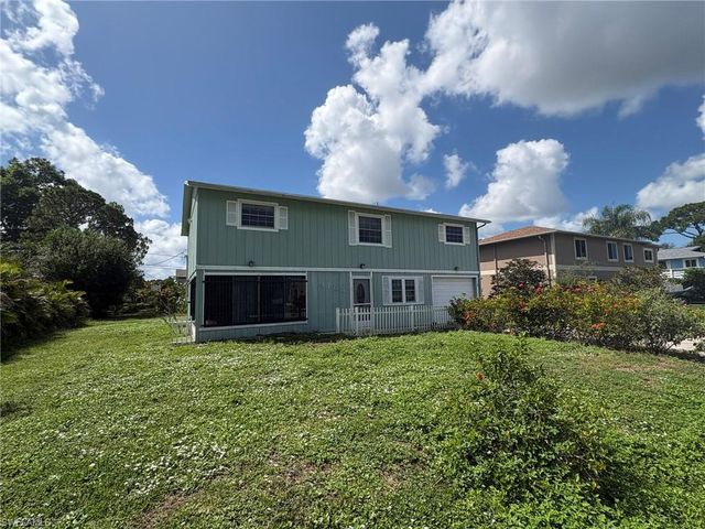8168 Albatross RD, Fort Myers, FL 33967